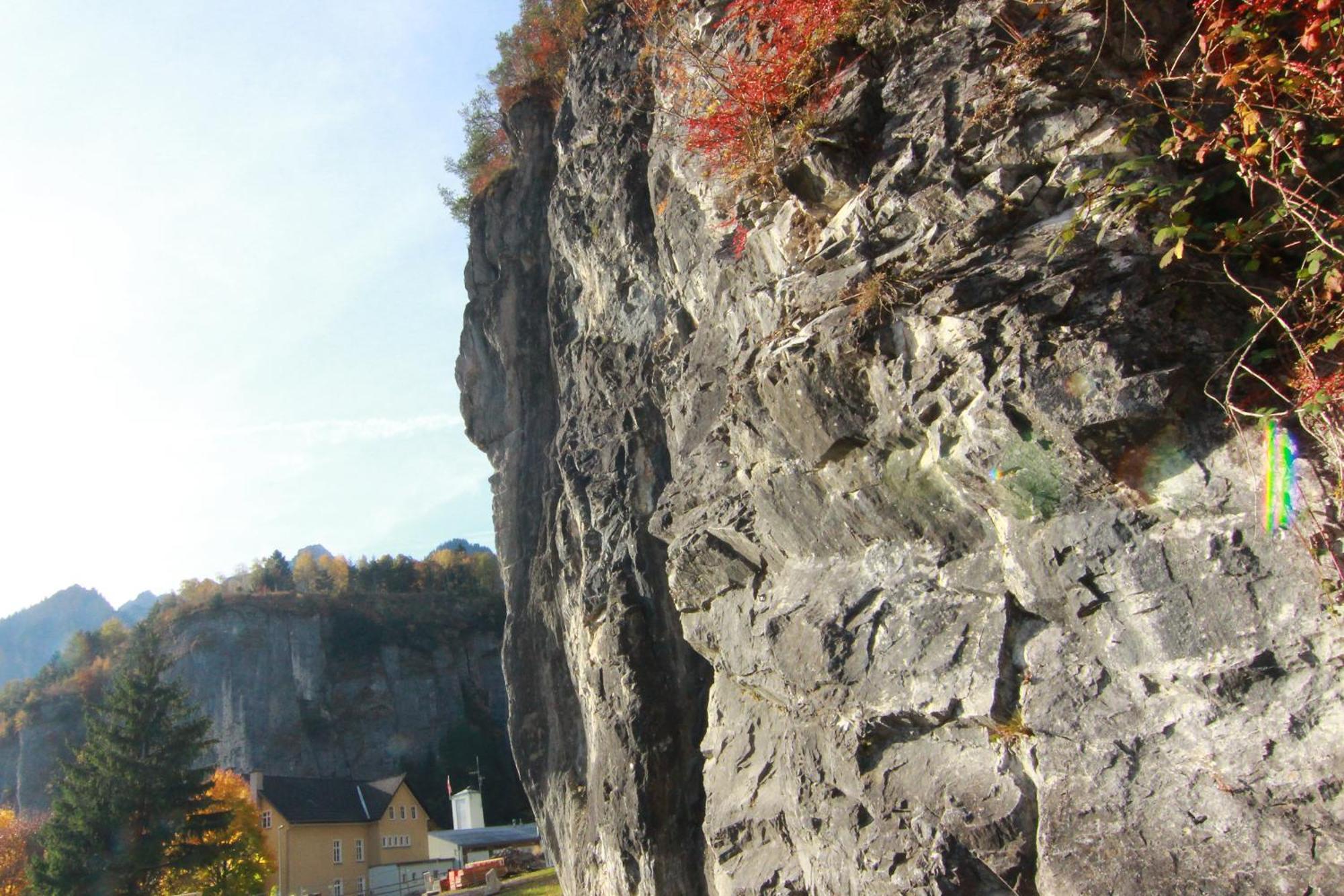 Ferienhaus Zum Klettersteig - Kletterwand, Abstellraum Fuer Ski Oder Bikes, Sauna, Kellerbar, Villa Bürs Eksteriør billede